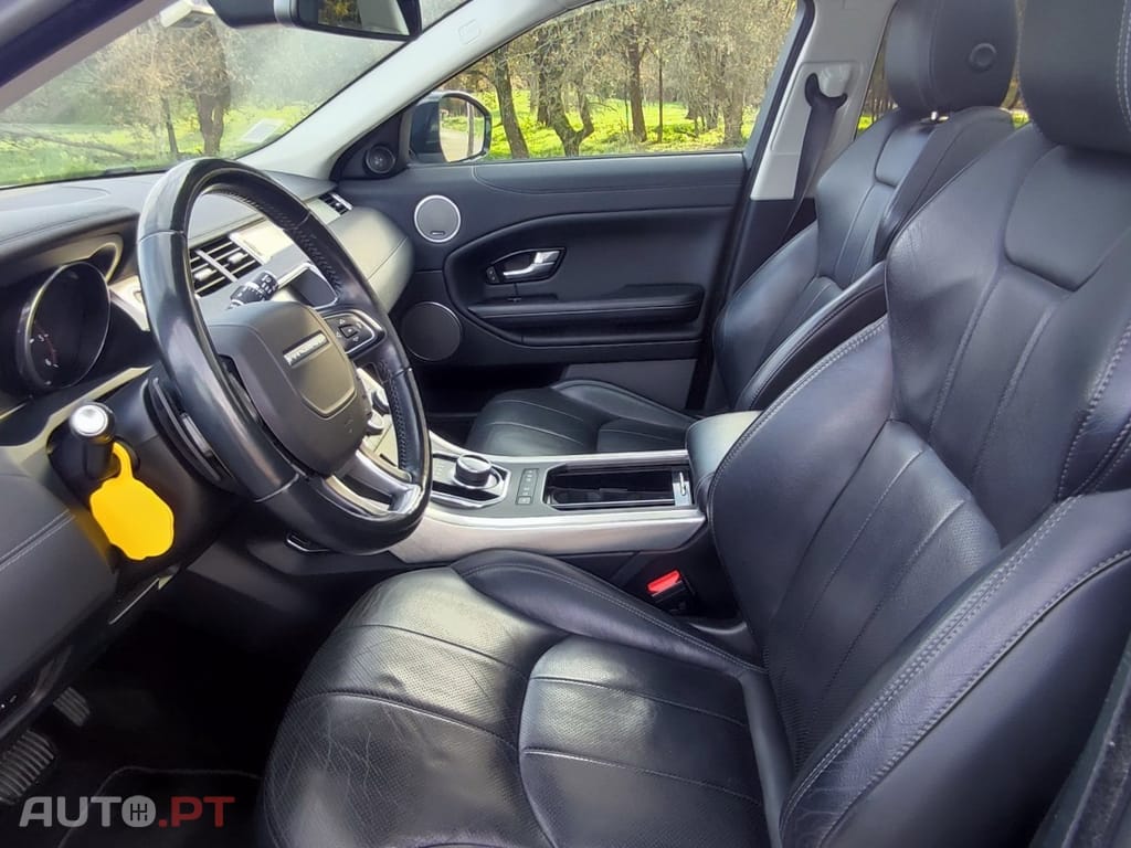 Land Rover Range Rover 2.0 D180 AWD R-Dynamic Auto