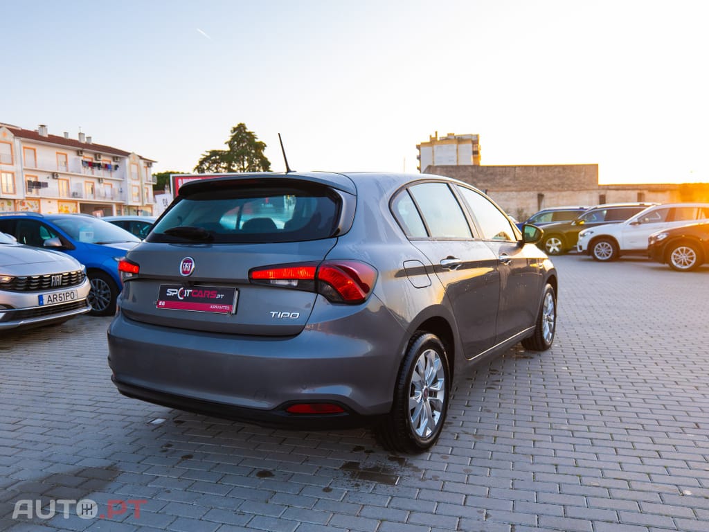 Fiat Tipo 1.3 M-Jet Lounge