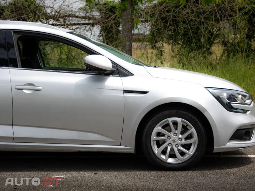 Renault Mégane Sport Tourer BLUE dCi 115 EDC BUSINESS EDITION