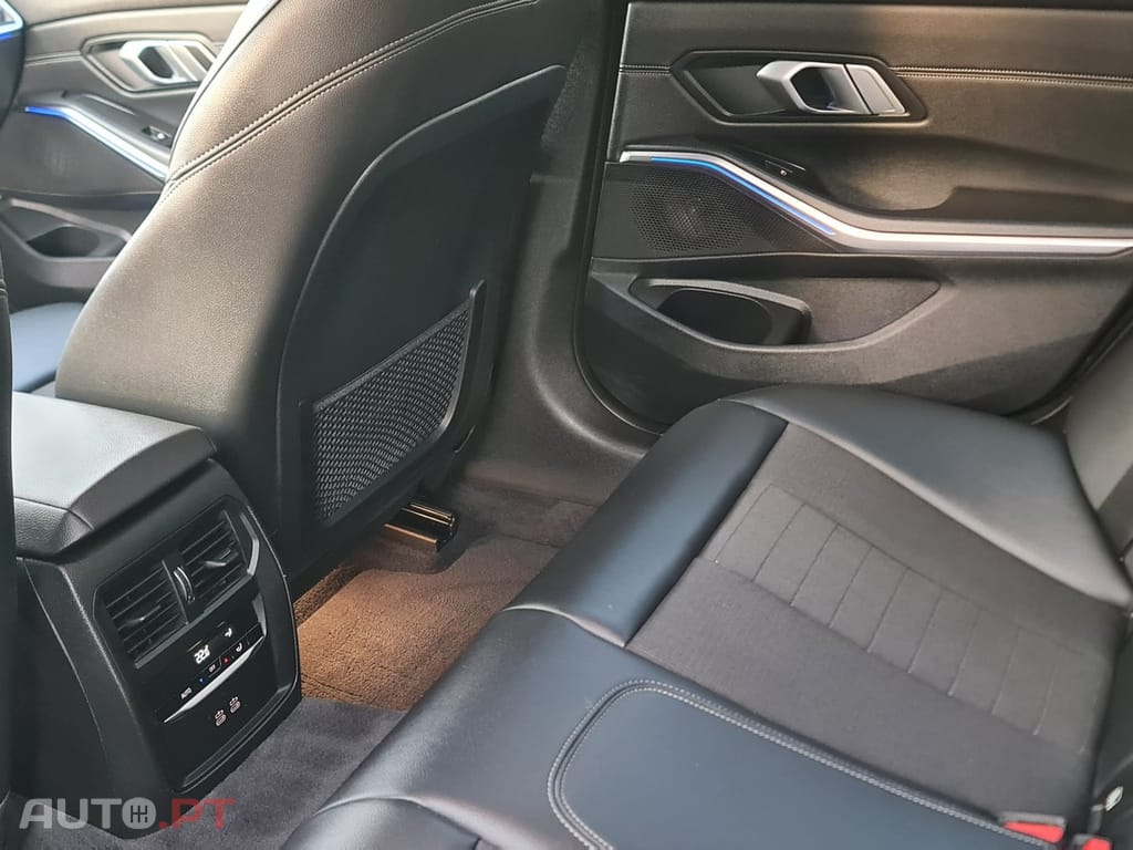 BMW 318 d Line Sport Auto