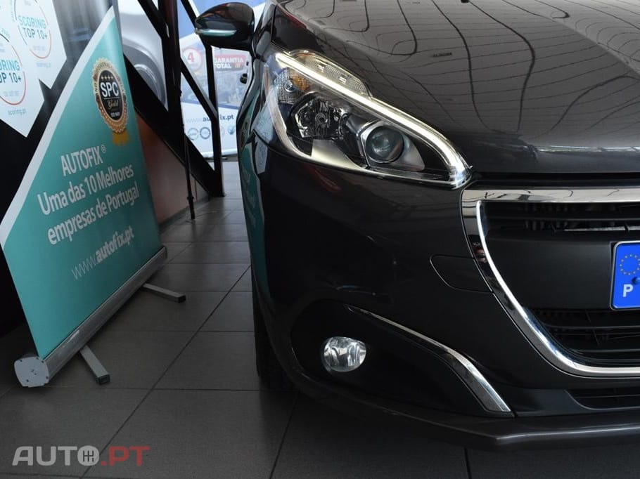 Peugeot 208 1.5 BlueHDi Signature