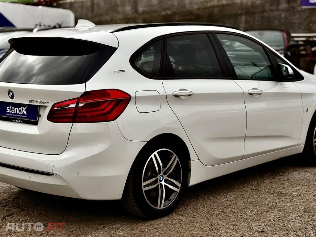 BMW 225 Line Sport