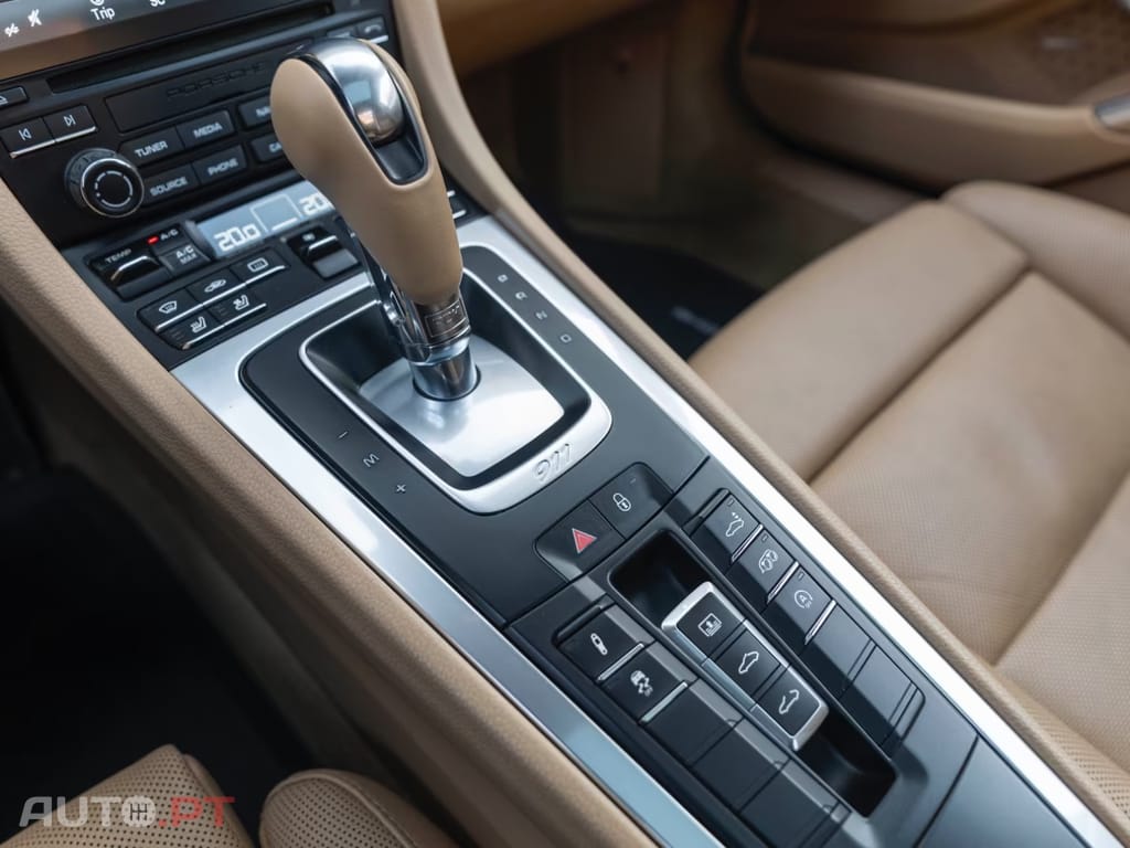 Porsche 911 Carrera Sport Chrono