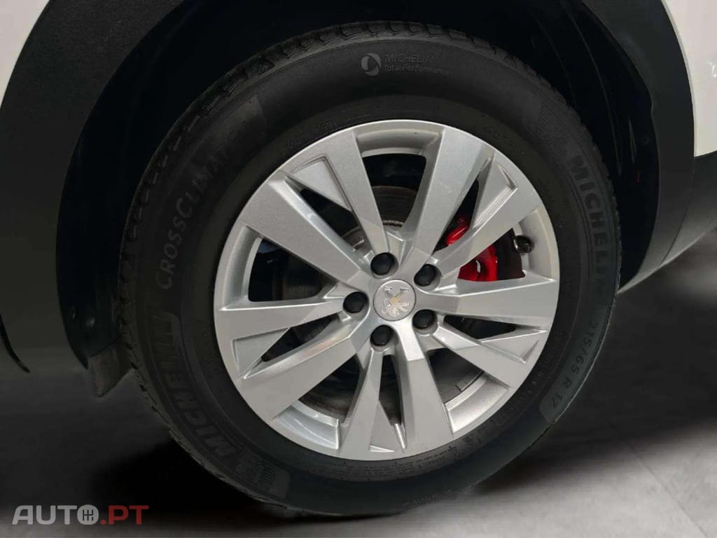Peugeot 3008 1.2i Executive