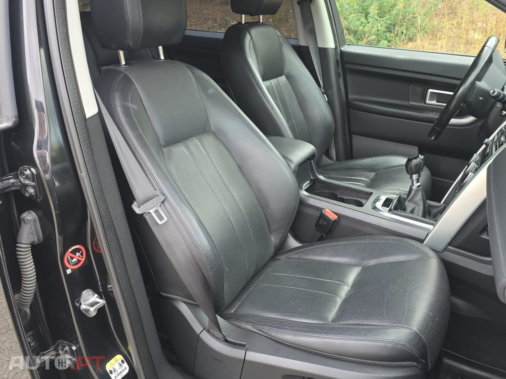 Land Rover Discovery Sport 2.0 TD4 HSE Luxury