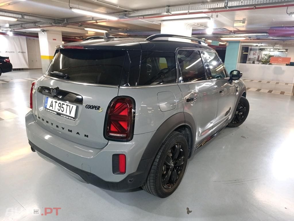 MINI Countryman Cooper SE Premium Essential Auto