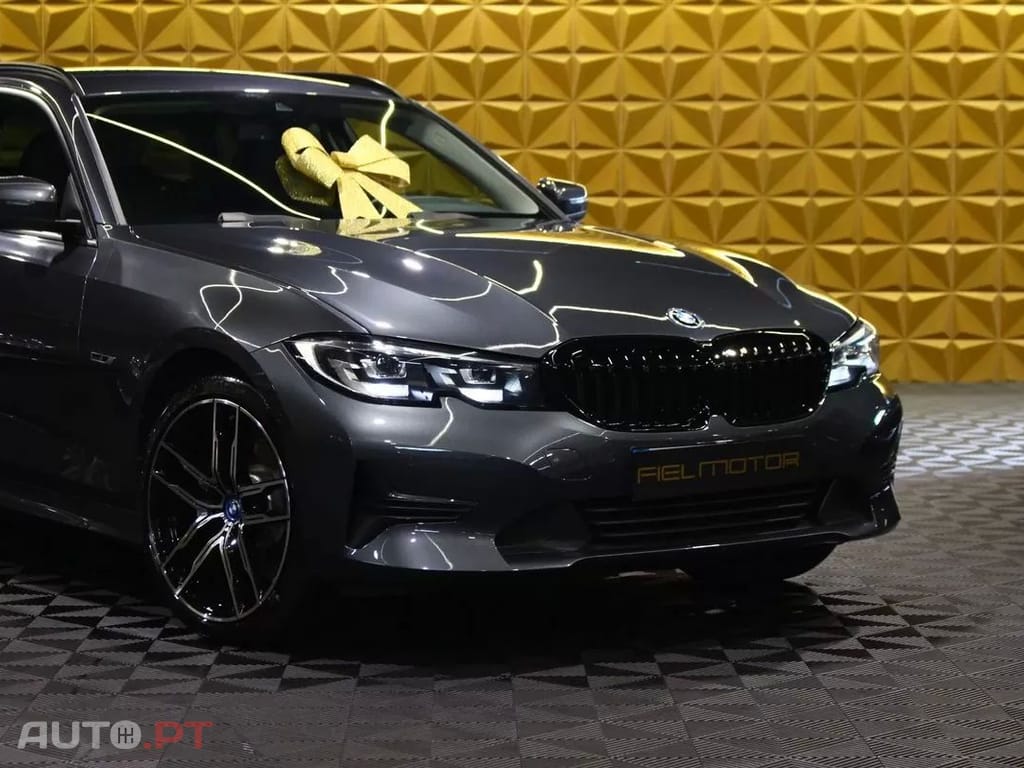 BMW 320 e Line Sport Auto