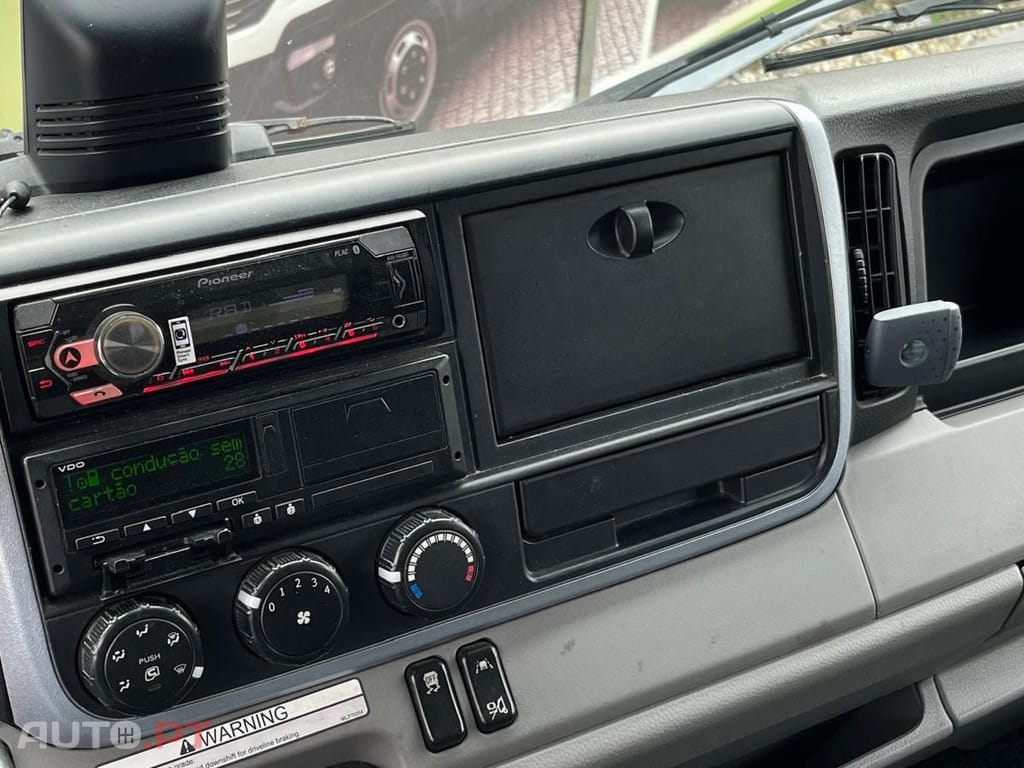 Mitsubishi Canter 7 C 18  TIPO TIR PLATAFORMA