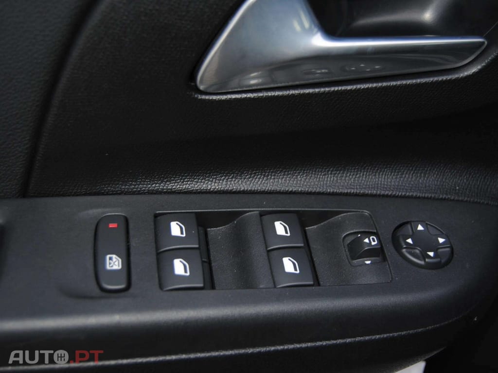 Opel Corsa 1.2 HYBRID GS eDCT