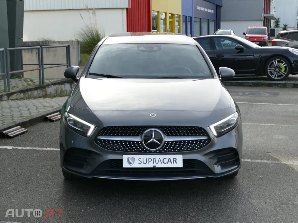 Mercedes-Benz A 250 e AMG Line