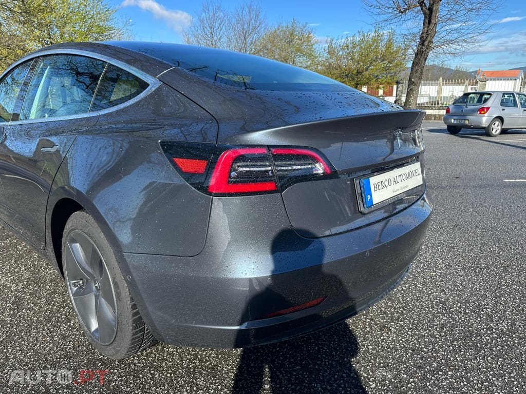 Tesla Model 3 Long-Range Dual Motor AWD