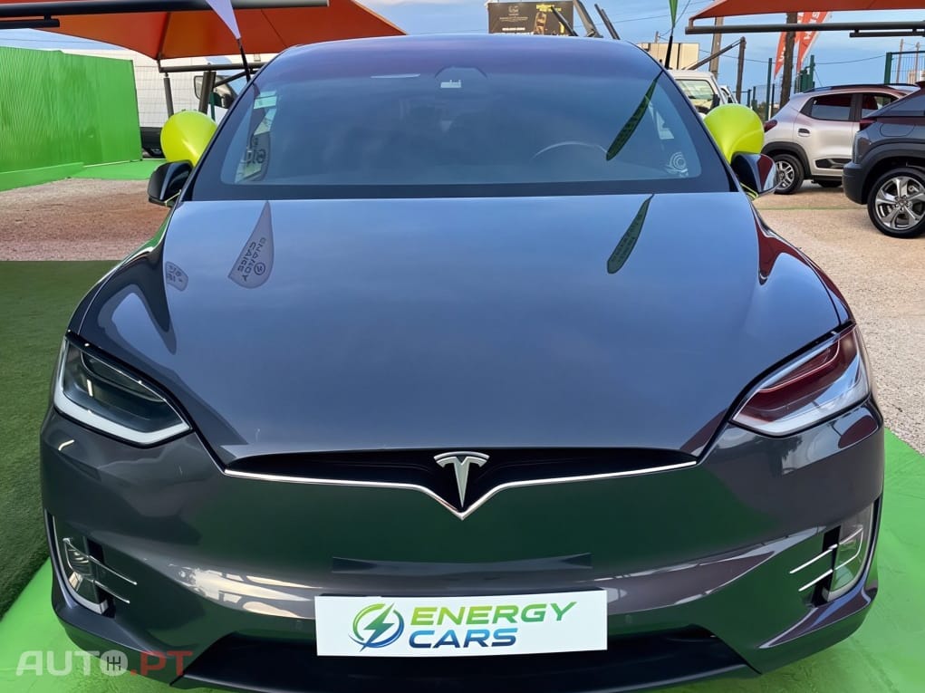 Tesla Model X 100D