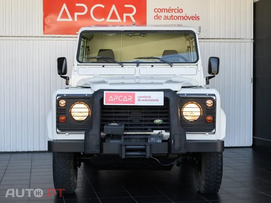 Land Rover Defender 90 SW 2.5 Td5 E
