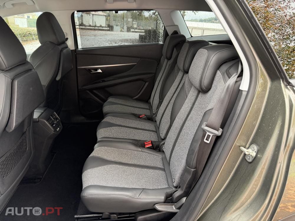 Peugeot 5008 1.2 PureTech Allure Pack