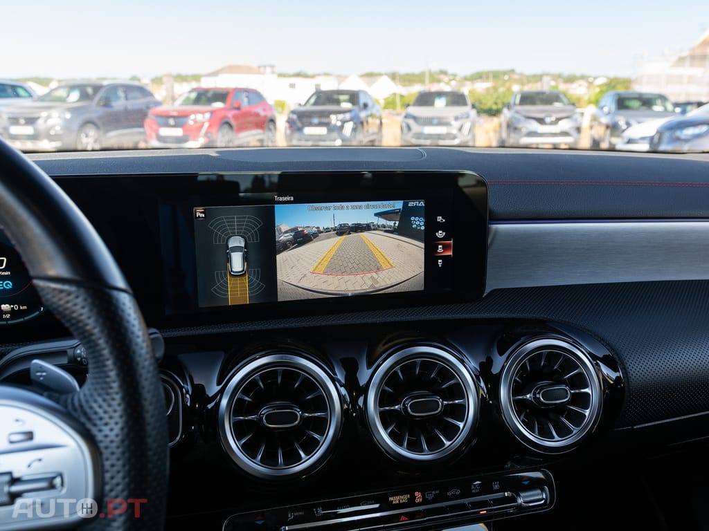 Mercedes-Benz CLA 250 e 8G-DCT AMG Line Advanced Plus — fotografia 25