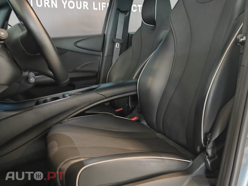 BYD Dolphin 60.4 kWh Comfort — fotografia 6