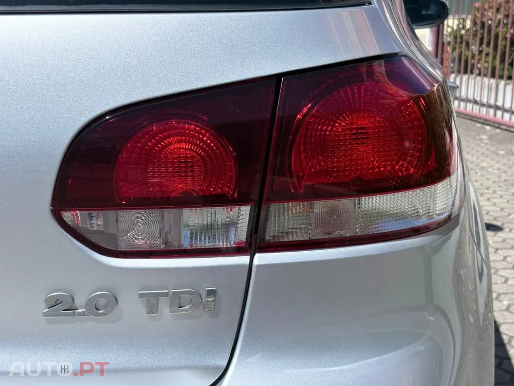 Volkswagen Golf 2.0 TDi Highline DSG