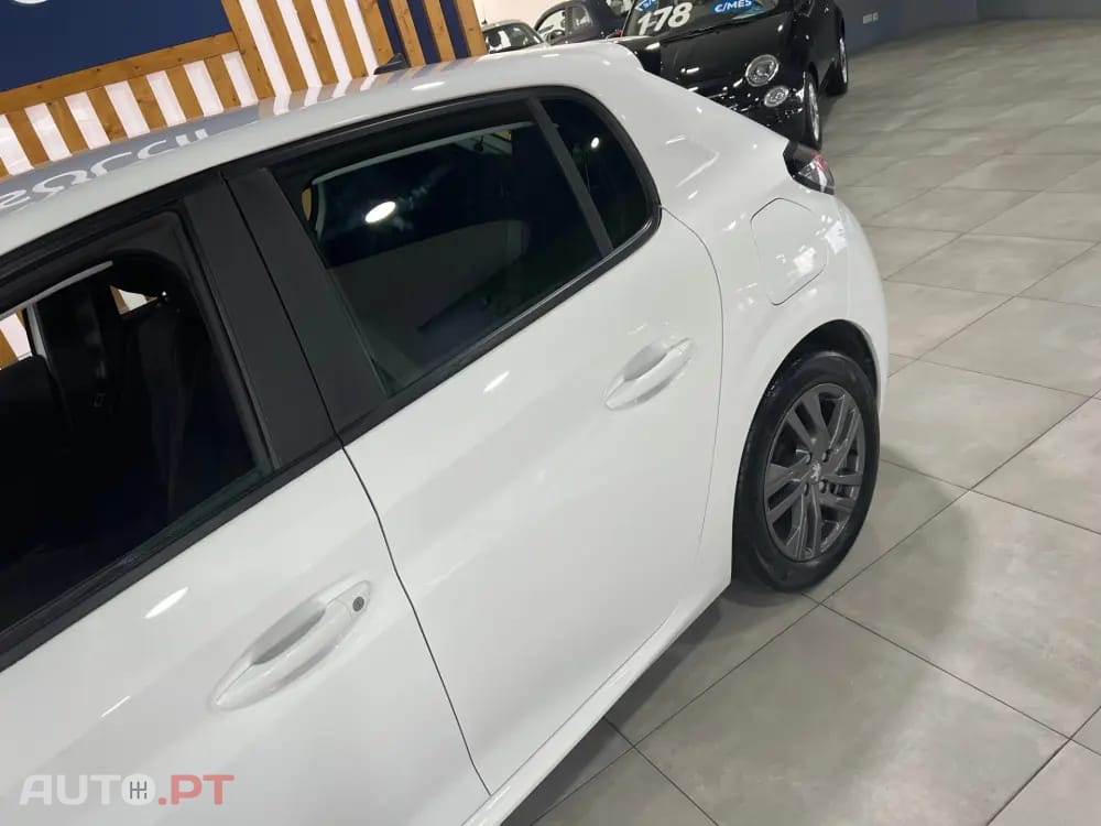 Peugeot 208 1.2 PureTech Active Pack