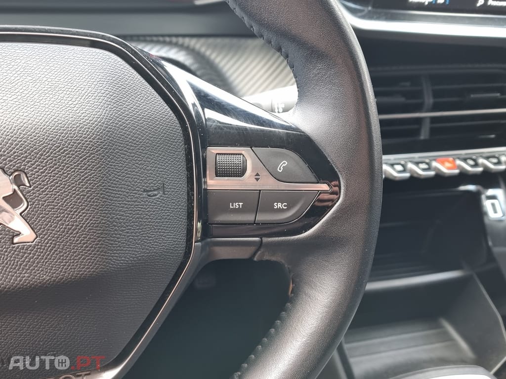 Peugeot 2008 1.2 PureTech Active Pack