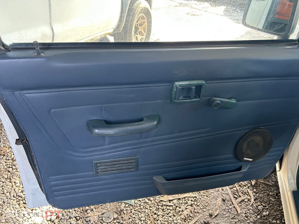 Nissan Pick Up D21 King Cab 2.5D 3Lugares