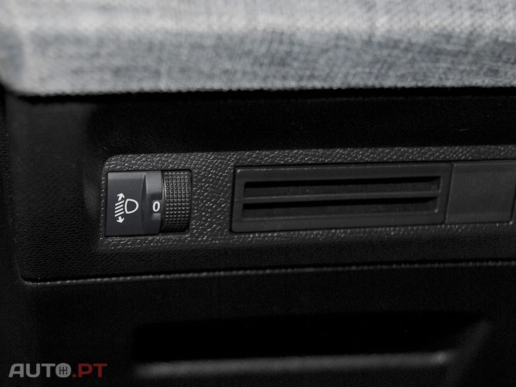 Peugeot 5008 1.2 Hybrid Allure e-DCS6