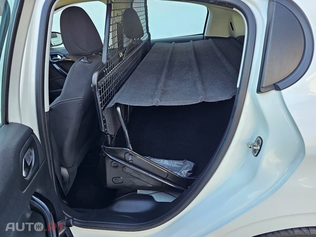 Peugeot 208 1.4 HDi Van