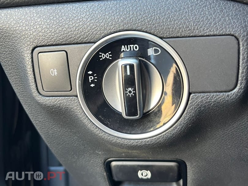 Mercedes-Benz CLA 200 d Shooting Brake