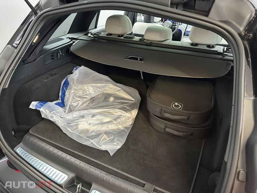 Mercedes-Benz C 300 e T 9G-TRONIC AMG Line