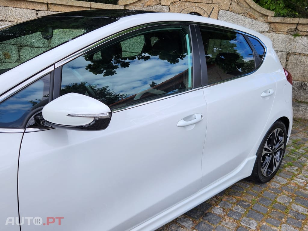Kia Ceed 1.6 CRDi GT Line