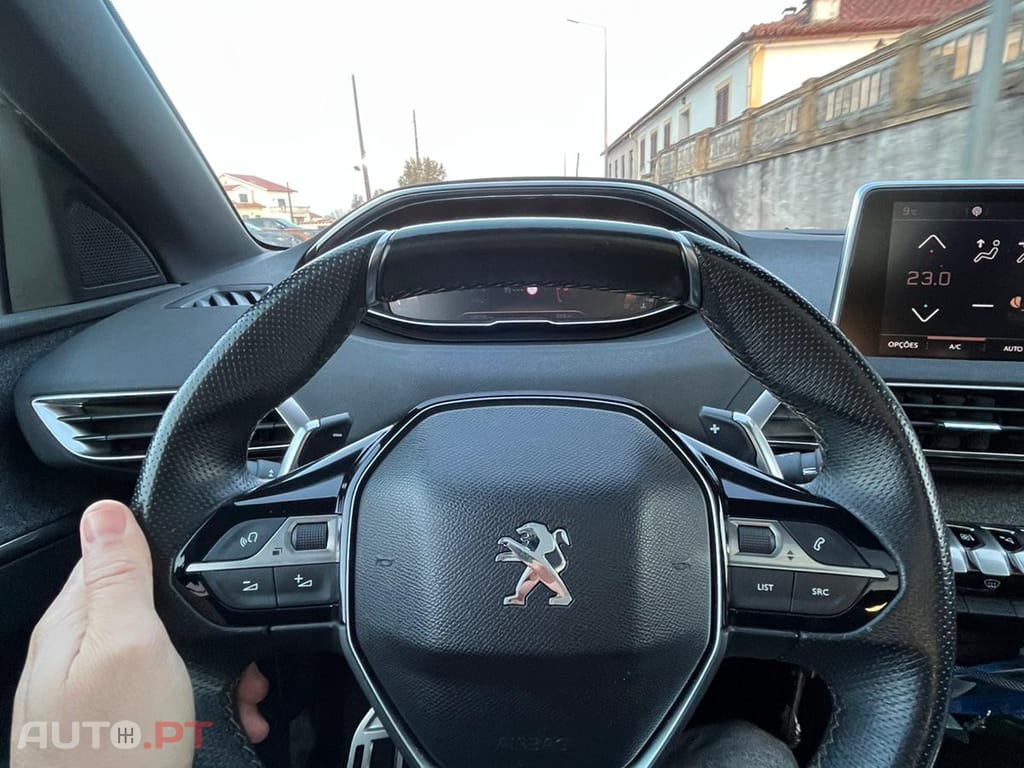 Peugeot 3008 GTLine 1.5 BlueHDi 130 cv
