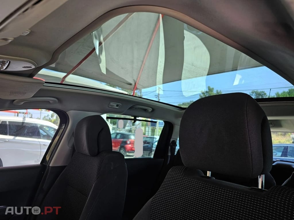 Peugeot 5008 1.6 e-HDi 7L Allure 2-Tronic