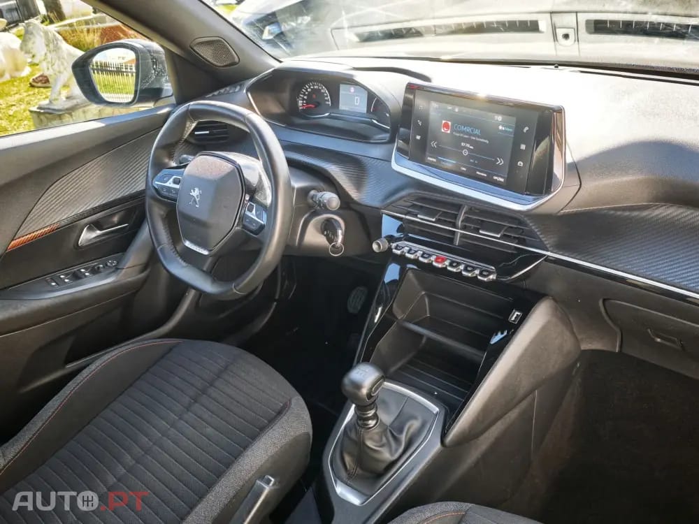 Peugeot 2008 1.2 PureTech Active Pack