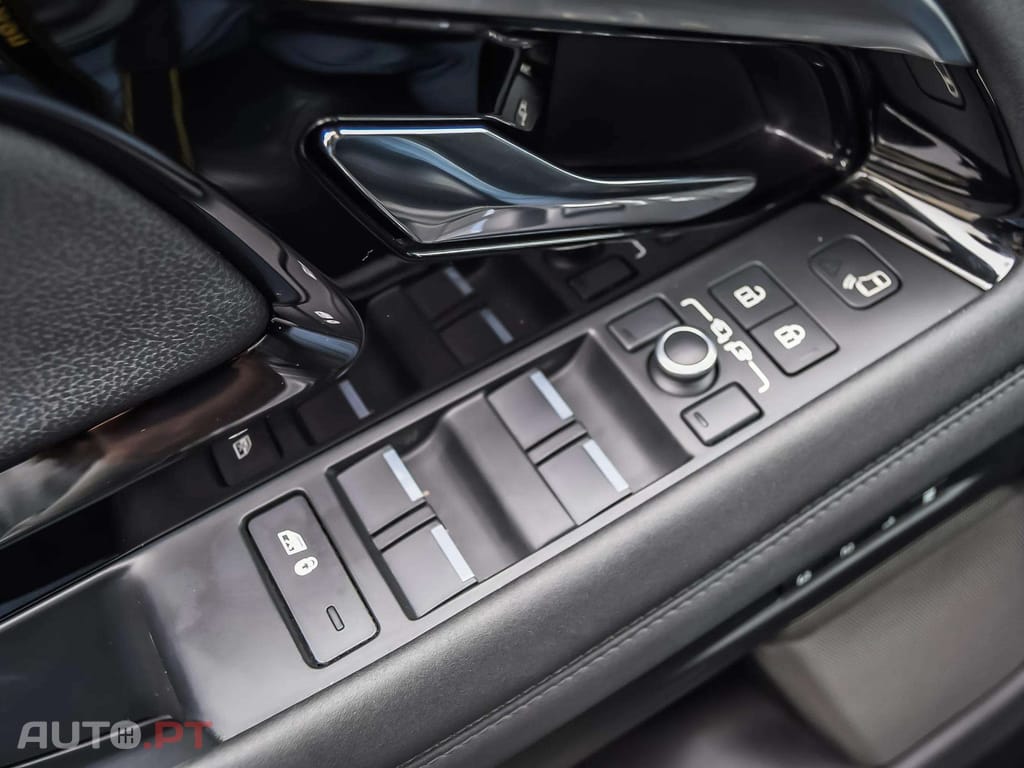 Land Rover Evoque 1.5 P160 R-Dynamic SE Auto