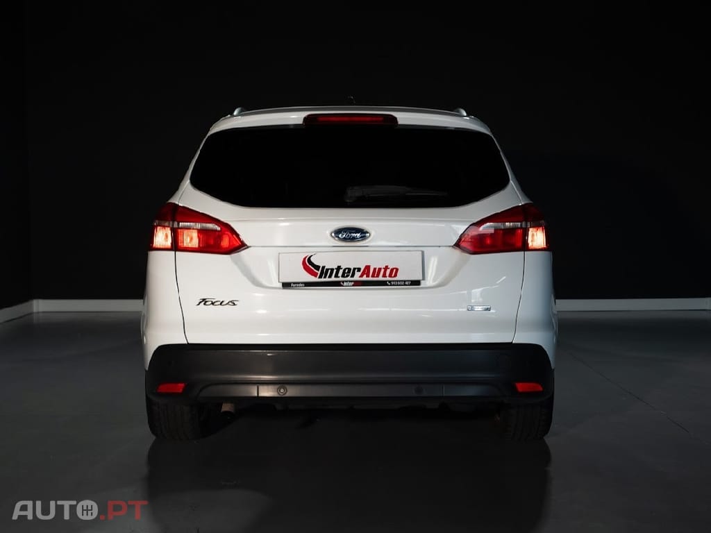 Ford Focus SW 1.0 SCTi Titanium Best