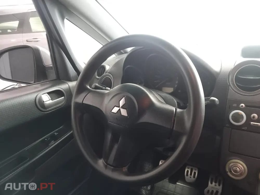Mitsubishi Colt 1.1 Base