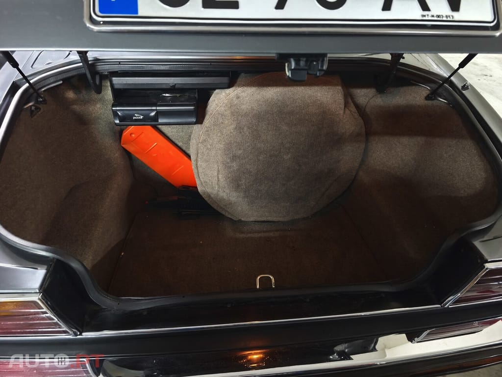 Jaguar XJ40 3.2 Sovereign