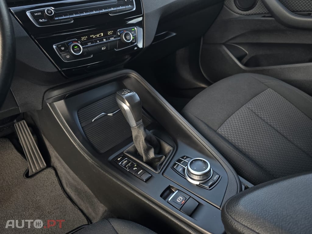 BMW X1 25 e xDrive xLine