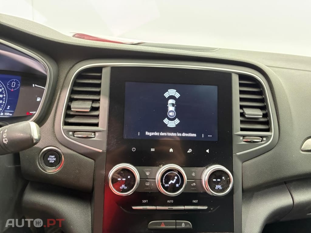 Renault Mégane Break 1.5 Blue dCi Evolution — fotografia 7