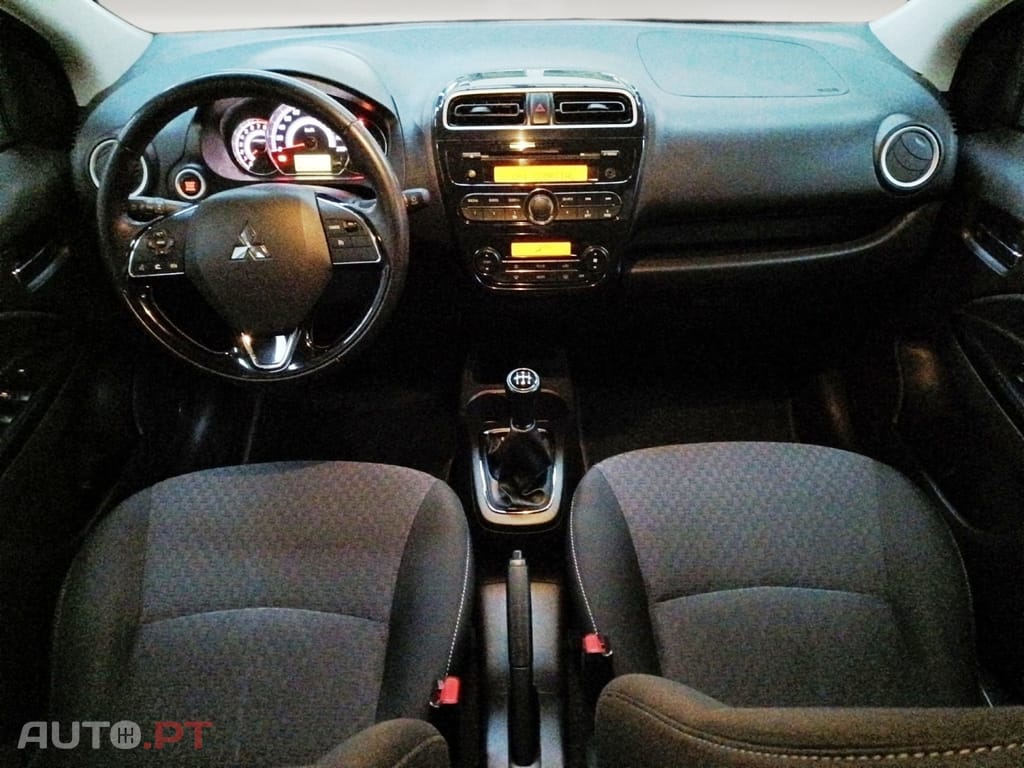 Mitsubishi Space Star 1.2 Intense Connect Edition