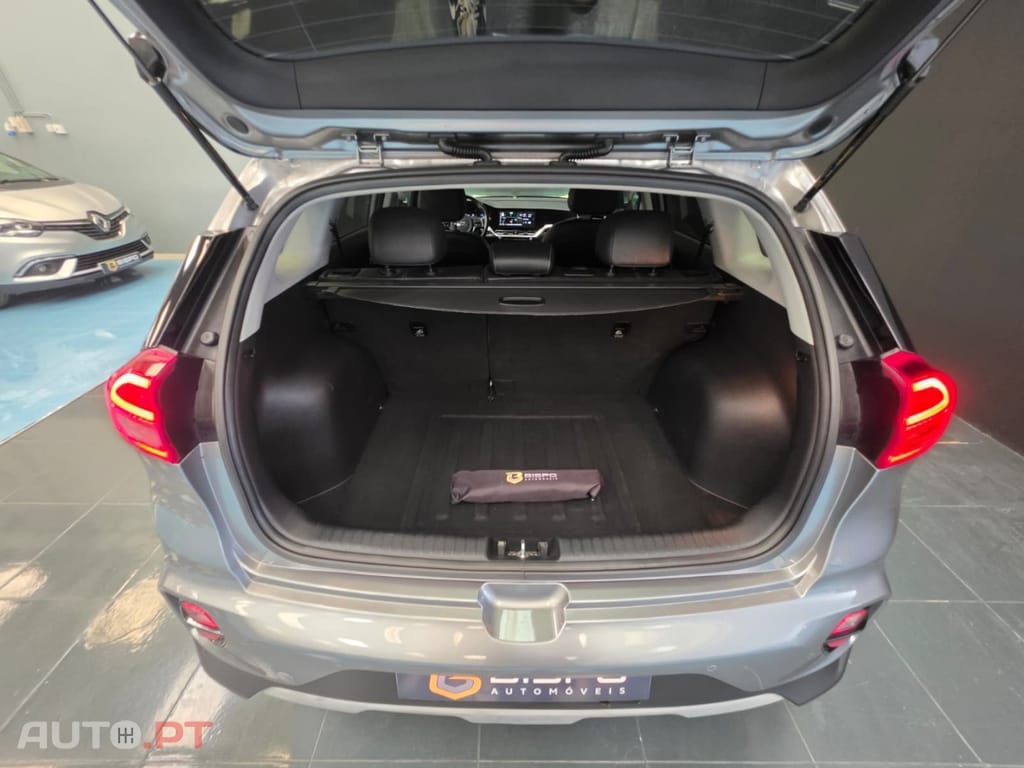 Kia Niro 1.6 GDi HEV Urban