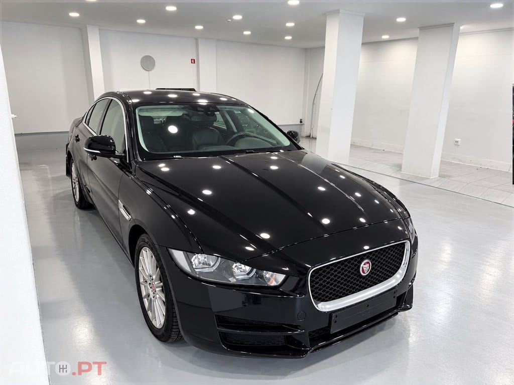 Jaguar XE 2.0 D Prestige Aut.