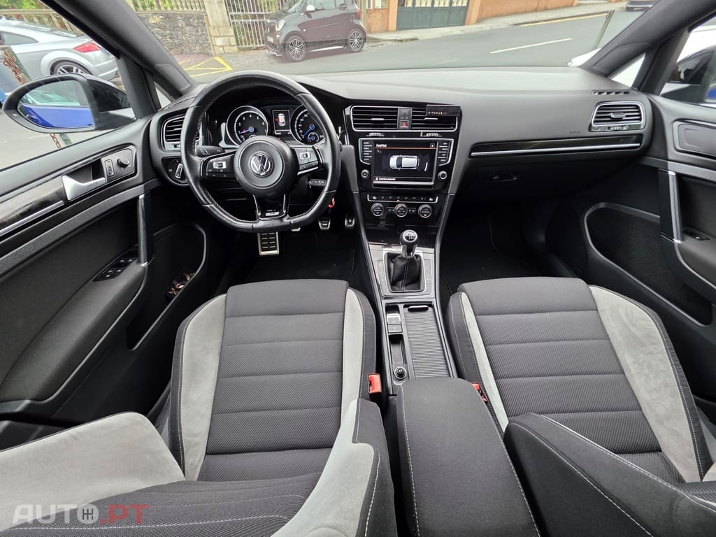 Volkswagen Golf R 4Motion BlueMotion