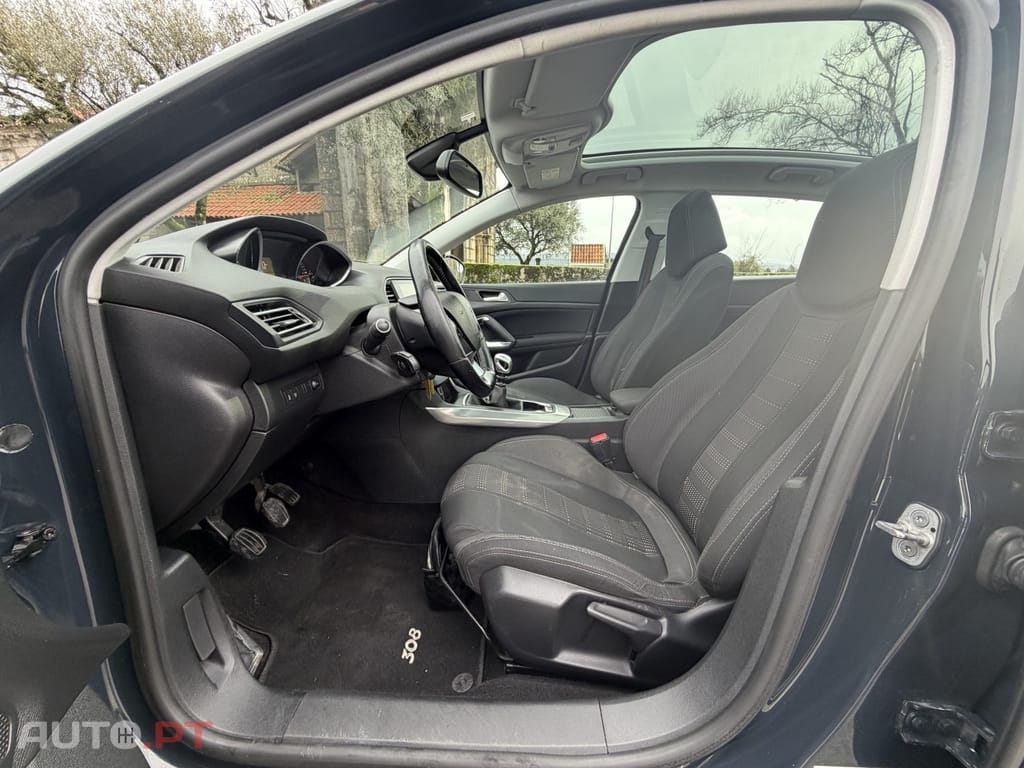 Peugeot 308 1.6 BlueHDi Allure