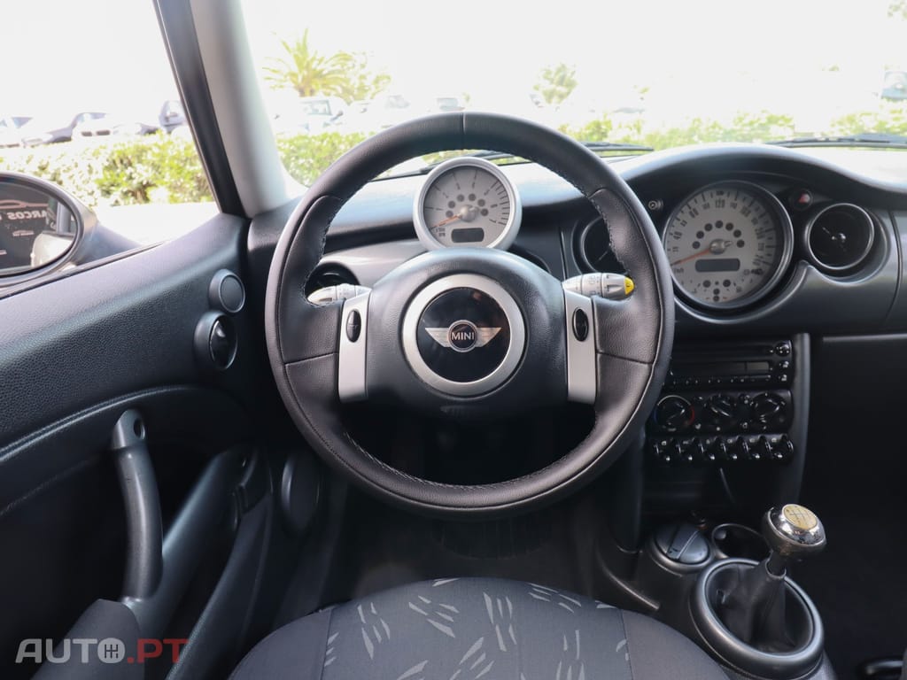 MINI Cooper One 1.4 D