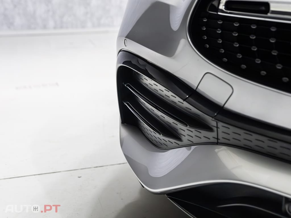 Mercedes-Benz GLA 250 e 8G-DCT AMG Line