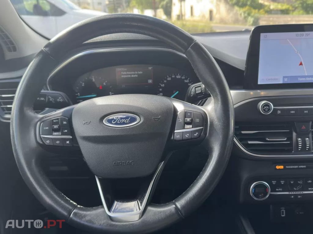 Ford Focus SW 1.5 TDCi EcoBlue Titanium