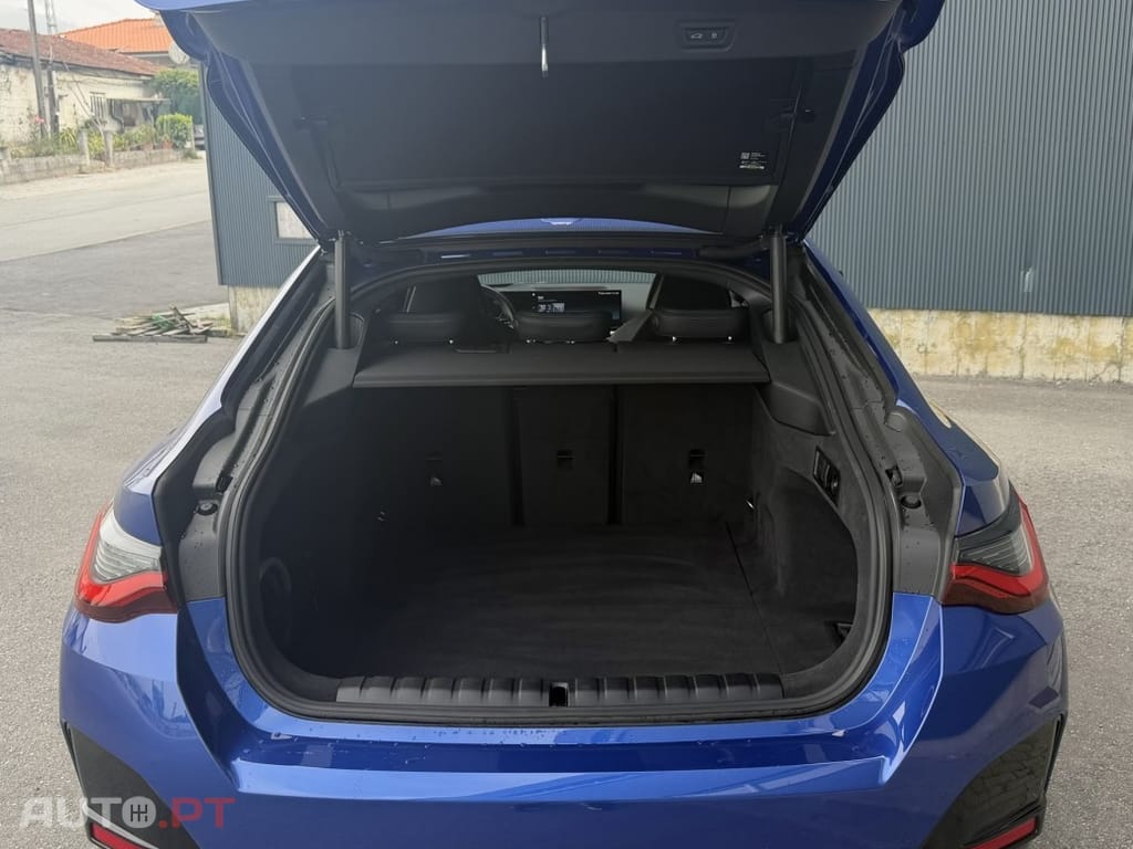 BMW i4 M50 Pack Desportivo M Pro — fotografia 12
