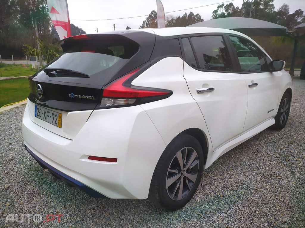 Nissan Leaf Acenta Eletric