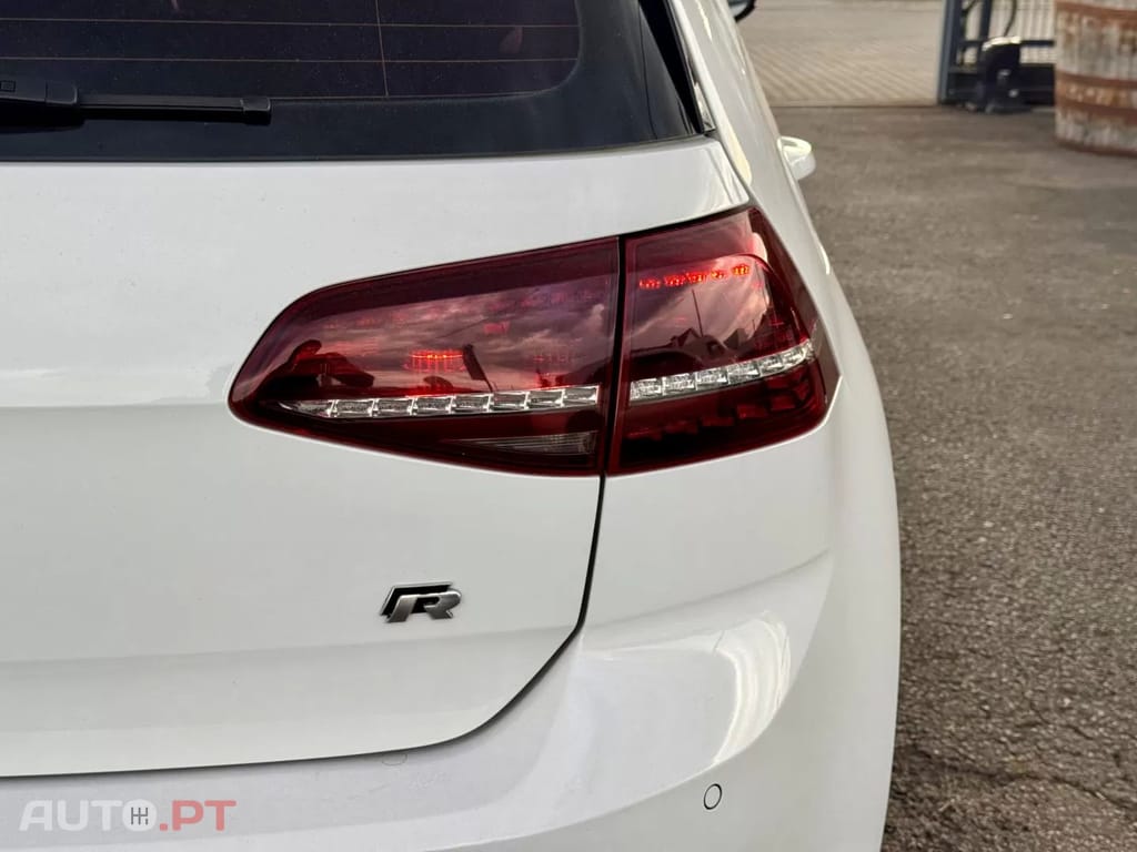 Volkswagen Golf R 2.0 TSI OPF 4Motion DSG