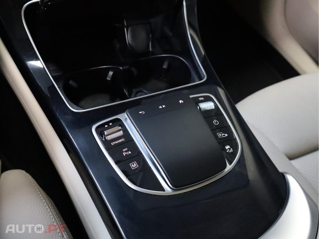 Mercedes-Benz GLC 200 300 de 4MATIC